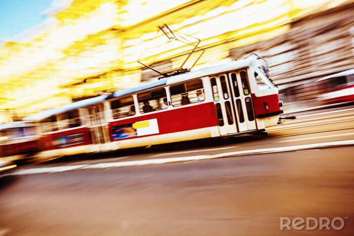 Fotobehang Rode tram met 3D-effect