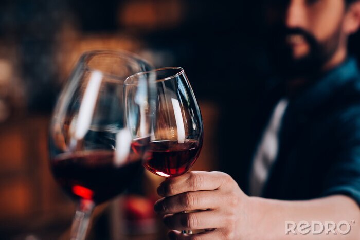 Fotobehang Rode wijn en barman