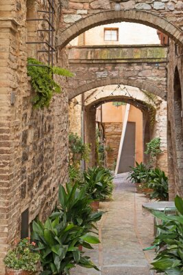 Fotobehang Romantische straat in het historische Italiaanse stad