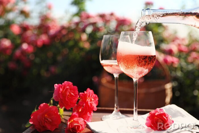 Fotobehang Roze wijn en bloemen