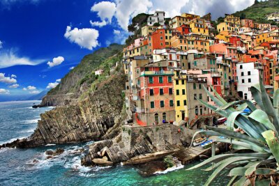 Fotobehang schilderachtige Italië. Dorp van Riomaggiore, Cinque terre