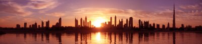 Fotobehang Skyline van Dubai met paarse lucht