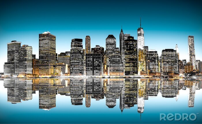 Fotobehang Skyline van New York in de weerspiegeling van water