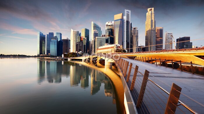 Fotobehang Skyline van Singapore met wolkenkrabbers
