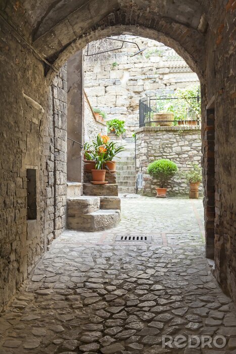 Fotobehang smal steegje