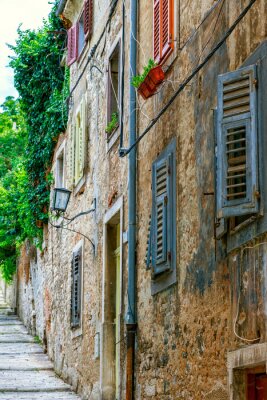Fotobehang Smalle straatjes in Pula