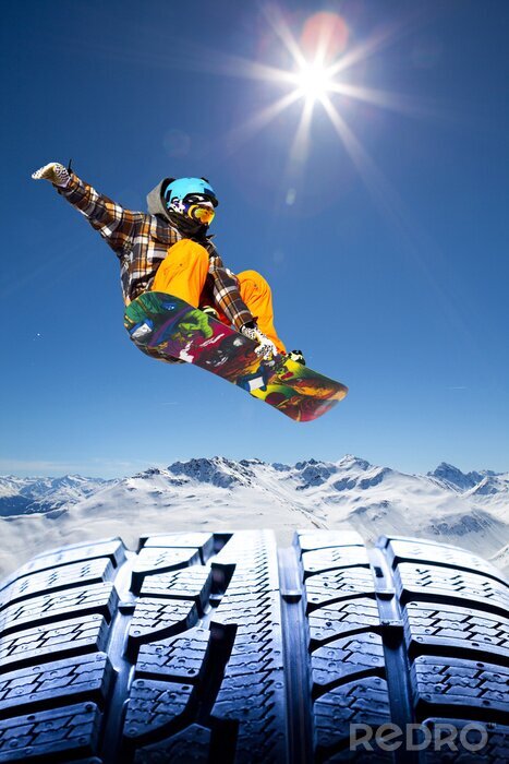 Fotobehang Snowboarder in de bergen
