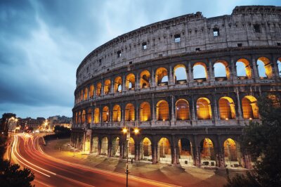 Fotobehang Spelen met licht voor het Colosseum