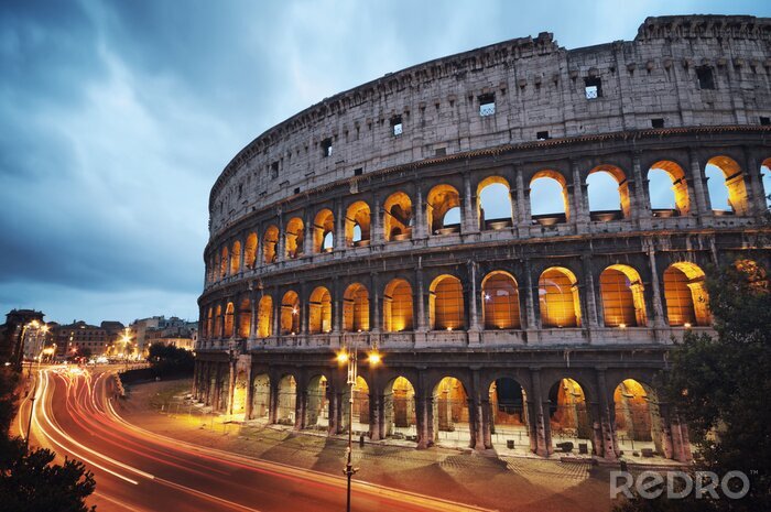 Fotobehang Spelen met licht voor het Colosseum