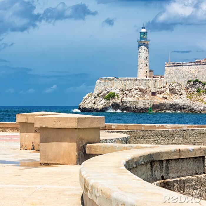 Fotobehang Stenen vuurtoren in Havana
