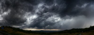 Fotobehang Stormwolken en donkere lucht