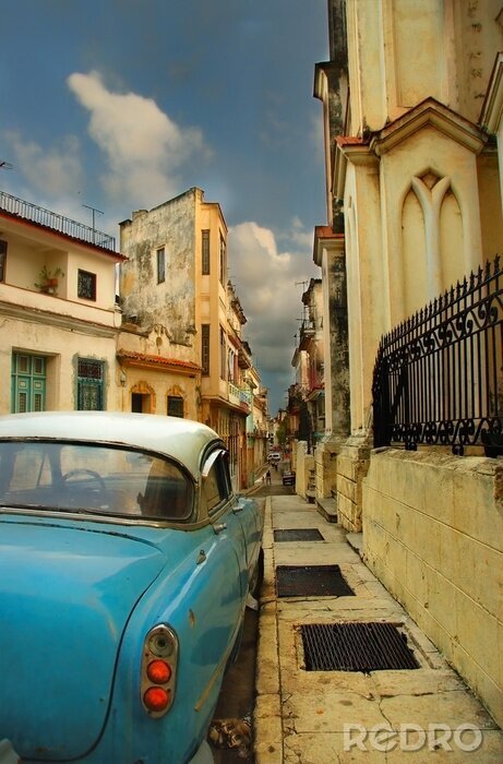 Fotobehang Straat in Havana whit Amerikaanse oude auto