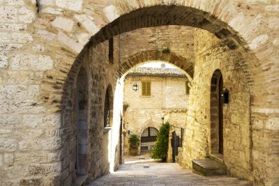 Fotobehang Straat met bogen in een oude stad van Toscane