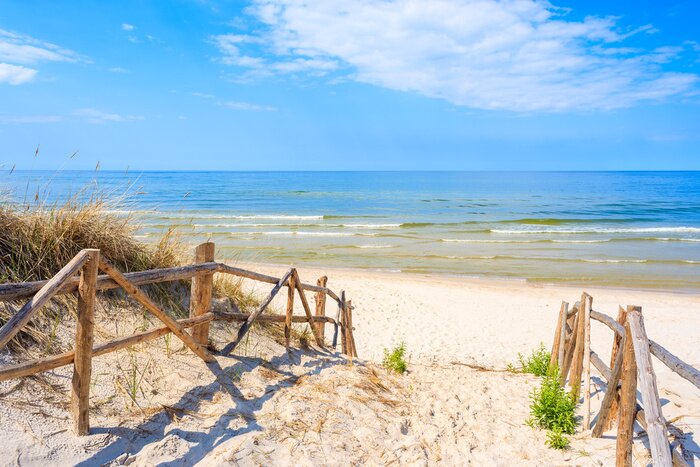 Fotobehang Strand en zee op een zomerse dag