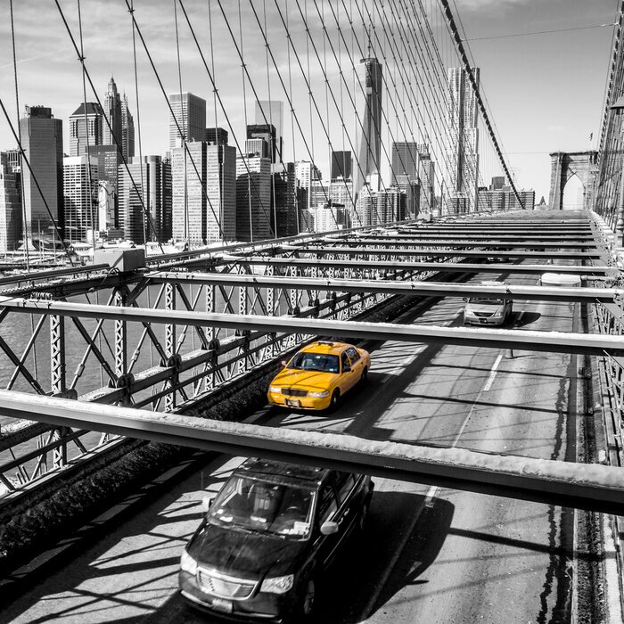 Fotobehang Taxi oversteken van de Brooklyn Bridge in New York