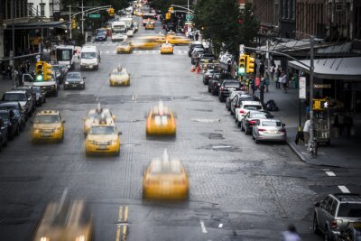 Fotobehang Taxi's op een bewolkte dag
