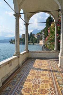 Fotobehang Uitzicht op het meer Como van villa Monastero. Italië