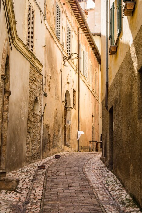 Fotobehang Vicolo medievale, Trevi