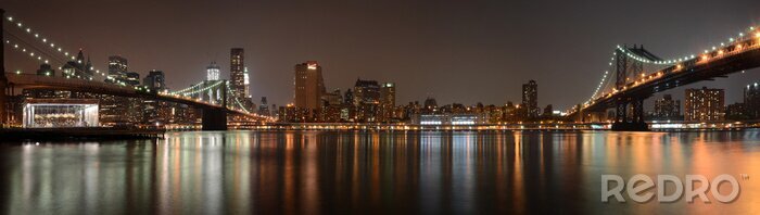 Fotobehang Wijds stadspanorama met brug