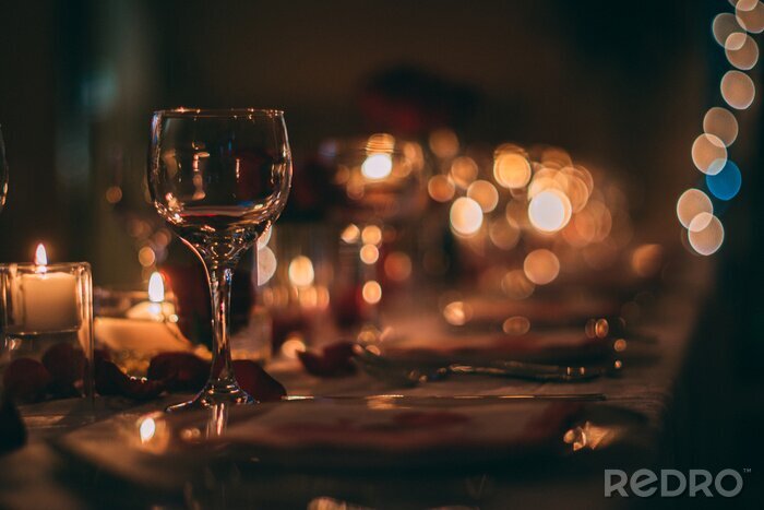Fotobehang Wijnglas en romantische sfeer