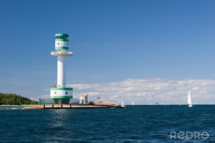 Fotobehang Wit-groene geometrische vuurtoren