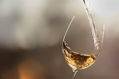 Fotobehang Witte wijn in glas
