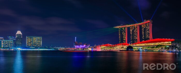 Fotobehang Wolkenkrabbers bij nacht in Singapore