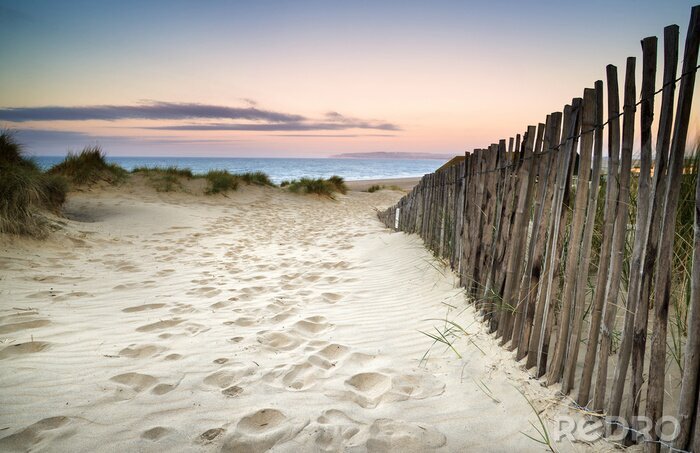 Fotobehang Zandweg naar het strand