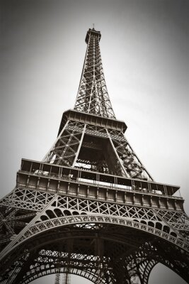 Zwart-wit beeld van de Eiffeltoren