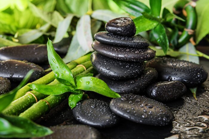 Fotobehang Zwarte stenen en bamboe