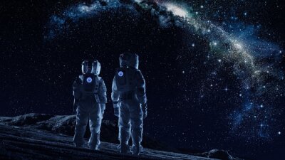 Astronauten in ruimtepakken