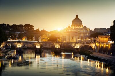 bekijken op de Tiber en de basiliek van St Peter in Vaticaan