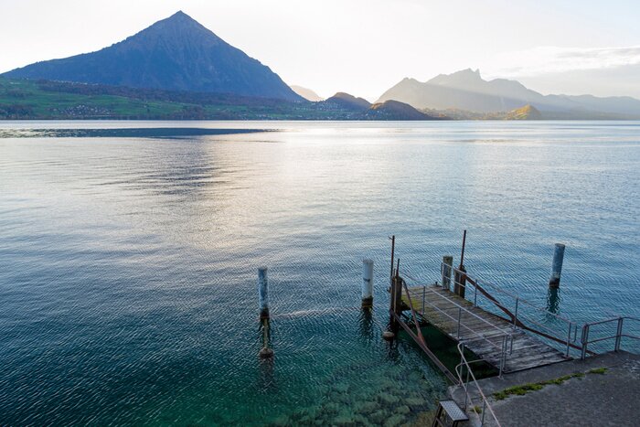 Poster Bergmeer en pierlandschap