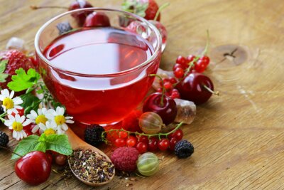 Poster berry thee met verse bessen, frambozen en aardbeien