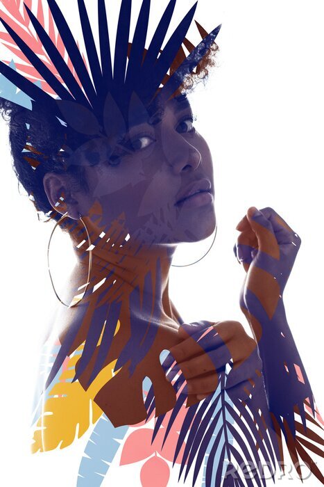 Poster Een vrouw met een lichaam bedekt met kleurrijke afbeeldingen