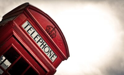 Een zicht op een telefooncel in Londen