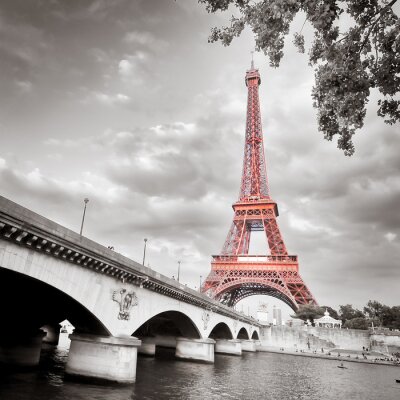 Eiffel toren monochrome selectieve kleuring