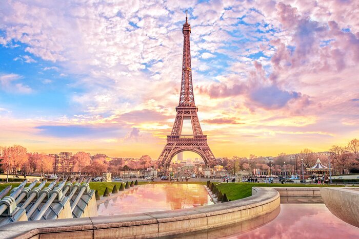 Poster Eiffel Tower at sunset in Paris, France. Romantic travel background