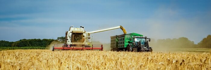 Poster Graanoogst - maaidorser en landbouwmachines voor graanverwijdering, banners
