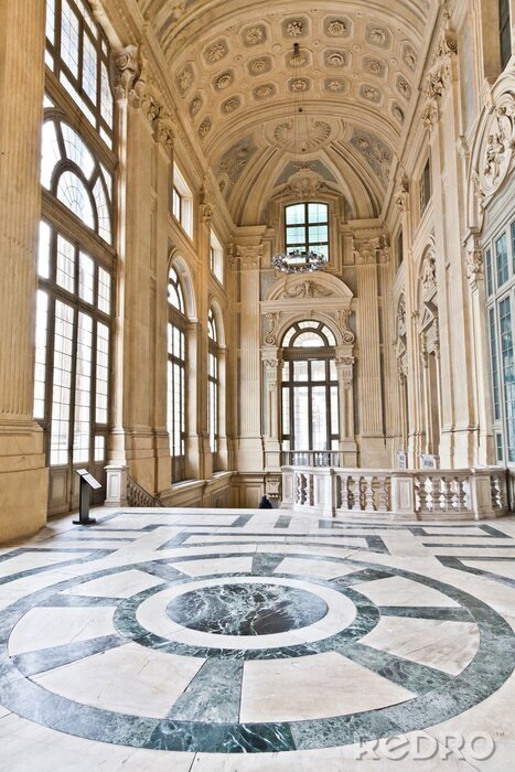 Poster Het interieur van de ruimtelijke koepel van het gebouw