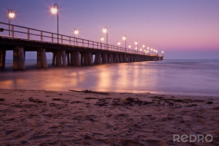 Poster Landschappen van de Poolse pier in de schemering