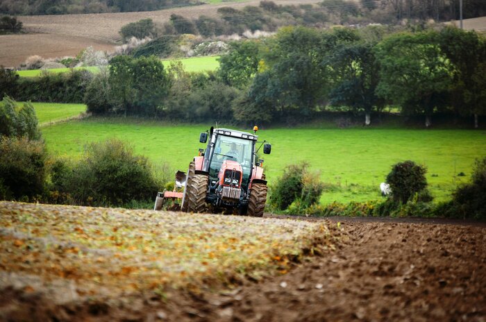 Poster le temps des labours