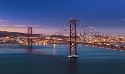Poster Lissabon Portugal en de brug 's nachts