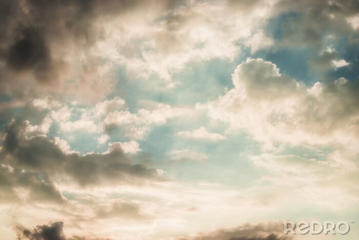 Poster Lucht met grijze wolken