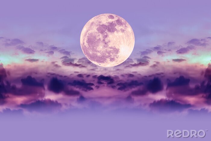 Poster Maan aan een nachtelijke hemel in paarse tinten