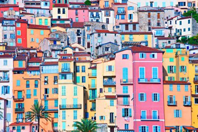 Menton pastelkleuren huizen, Cote d Azur, Frankrijk