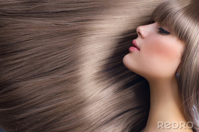 Poster Mooi meisje met blond haar. Gezond Lang Haar