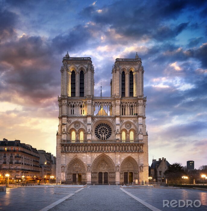 Poster Notre Dame in de donkere wolken