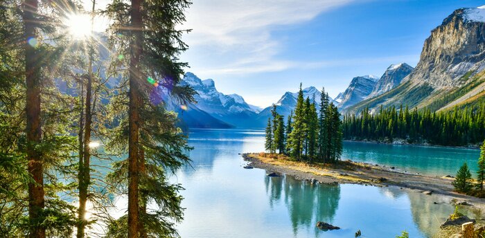 Poster Panoramamening Mooi Geesteiland in Maligne Lake, Jasper National Park, Alberta, Canada