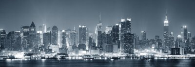 Panoramisch zwart-wit tafereel met Manhattan
